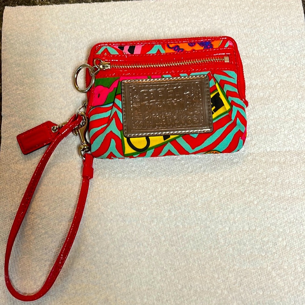 Coach Poppy small wallet/wristlet